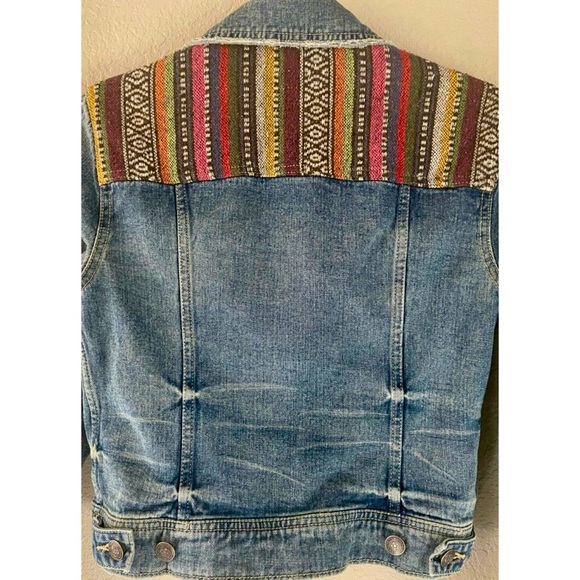 Free People Baja Denim Jacket Aztec Embroidered S Xs 4 6 vintage jean - Picture 4 of 5